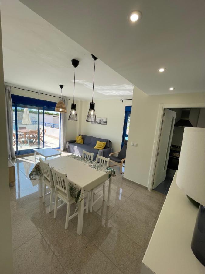 4 Personas, Amplias Terrazas Y 2oo Mt De La Playa Apartment Denia